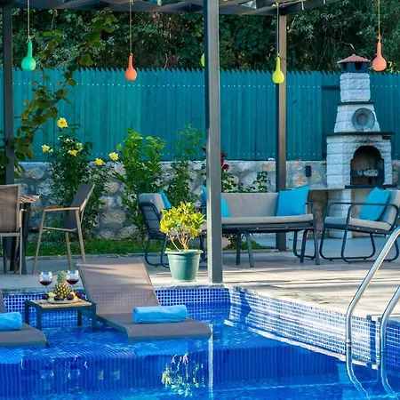 Eco Lantana Villa